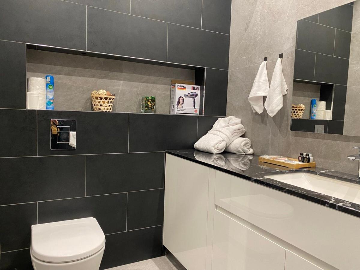 Luxury Modern Apartment In The Center Of Yerevan Ngoại thất bức ảnh
